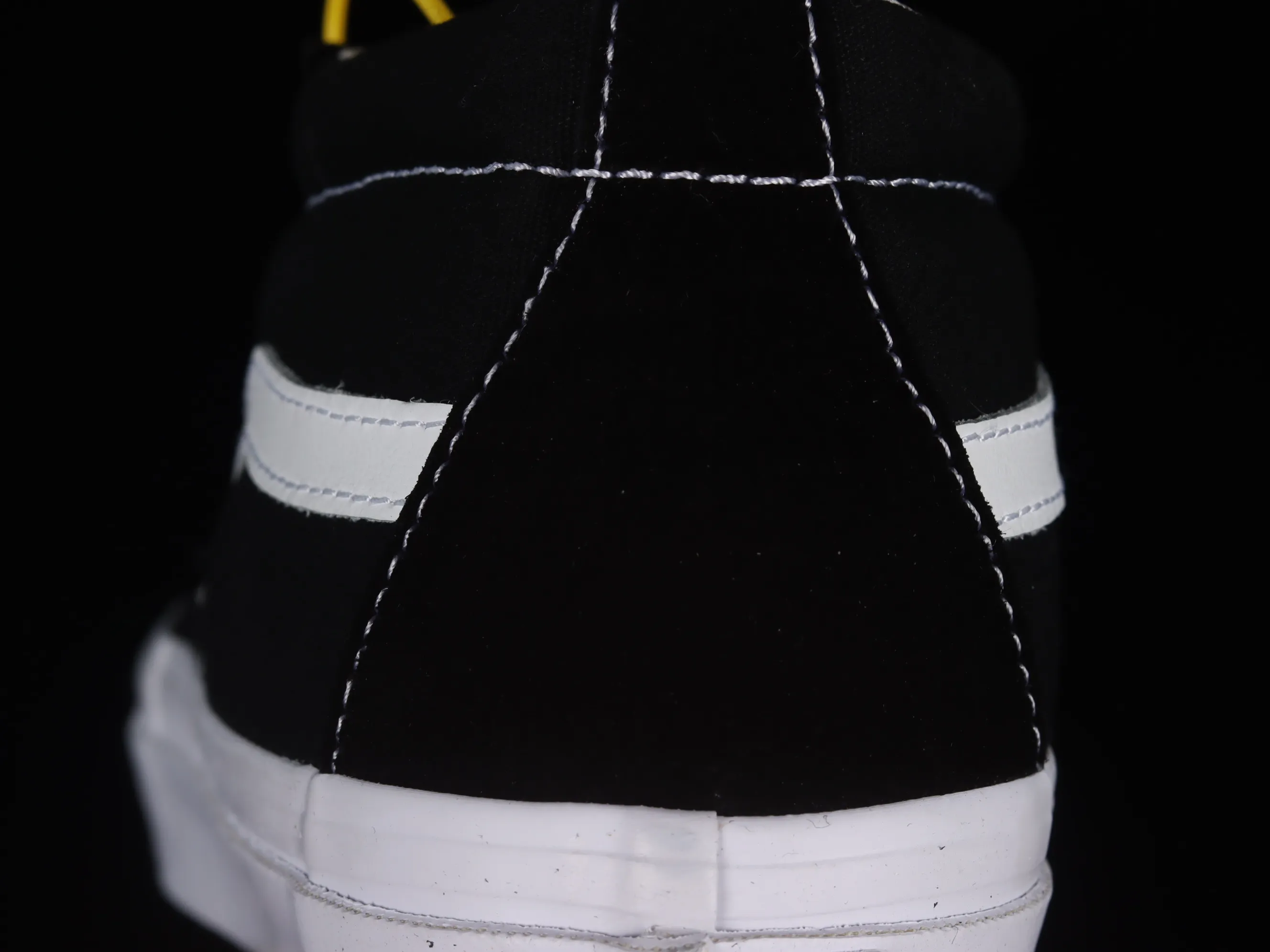 All categories Vans Vans series Vans Mid Vans China Vans Vault OG SK8-Mid Lx Vans high-end branch simple black and white mid-top casual sneakers VN0A4BVCBA2